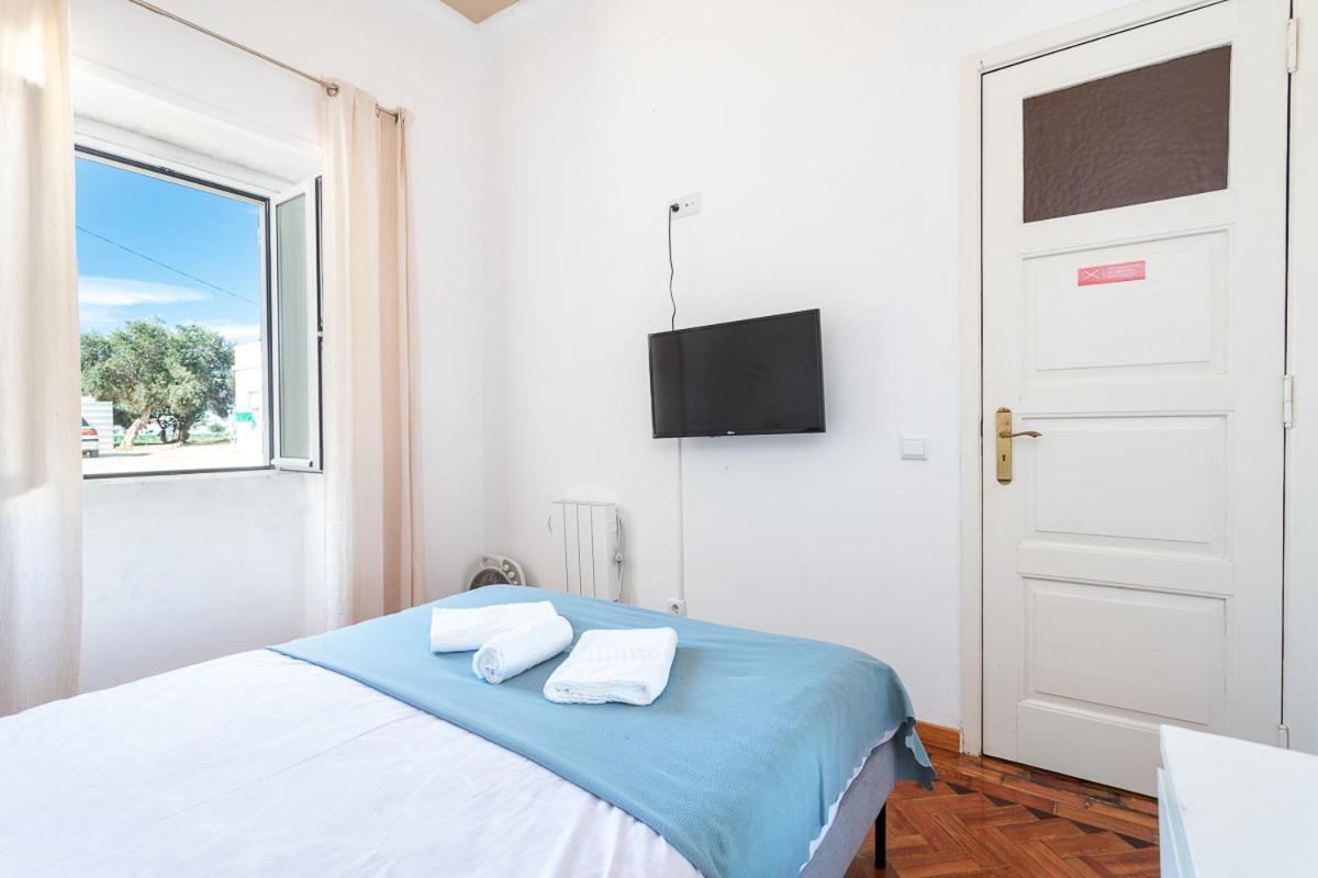 Blife Salinya Private Rooms At N125 Olhao Exterior photo