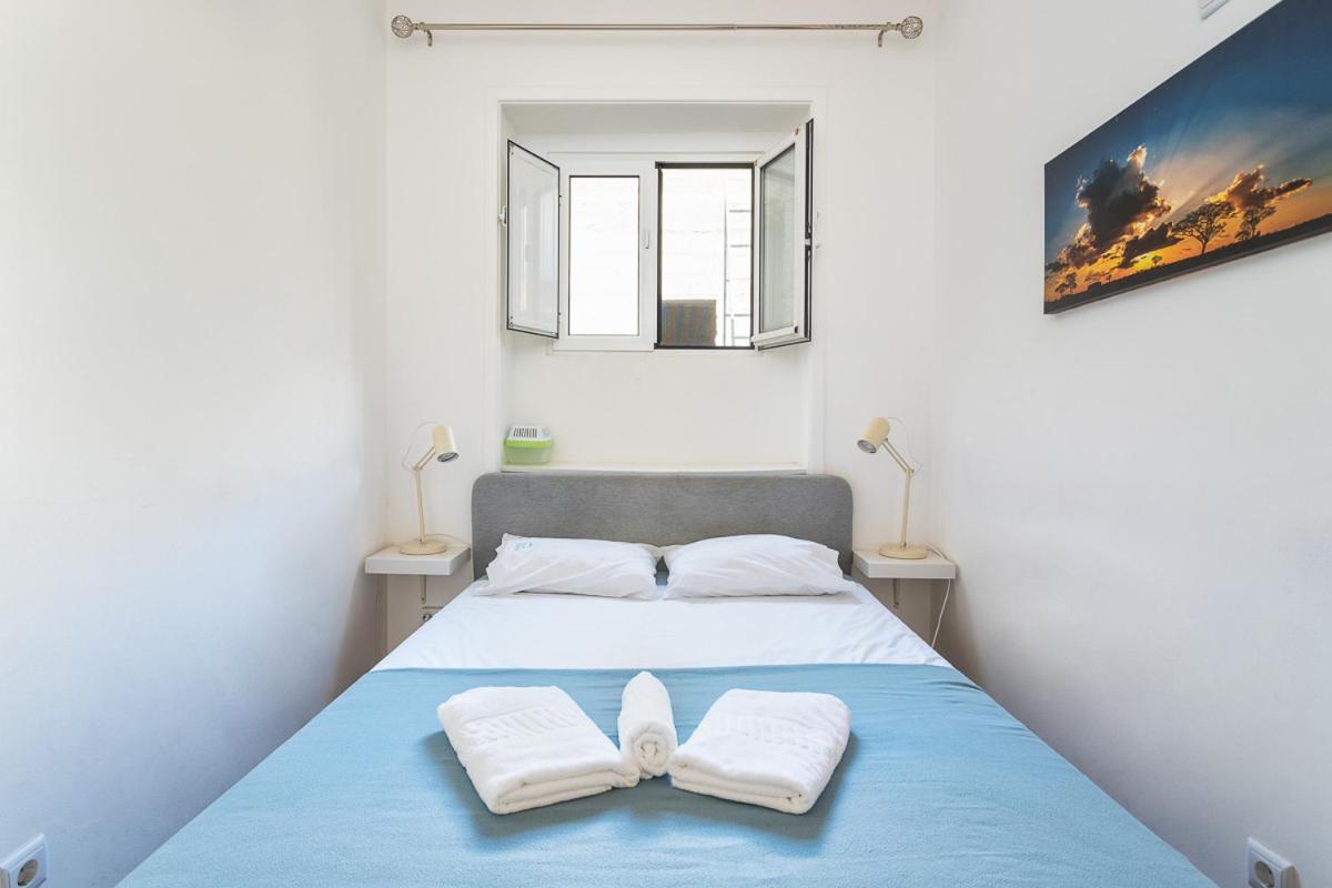 Blife Salinya Private Rooms At N125 Olhao Exterior photo